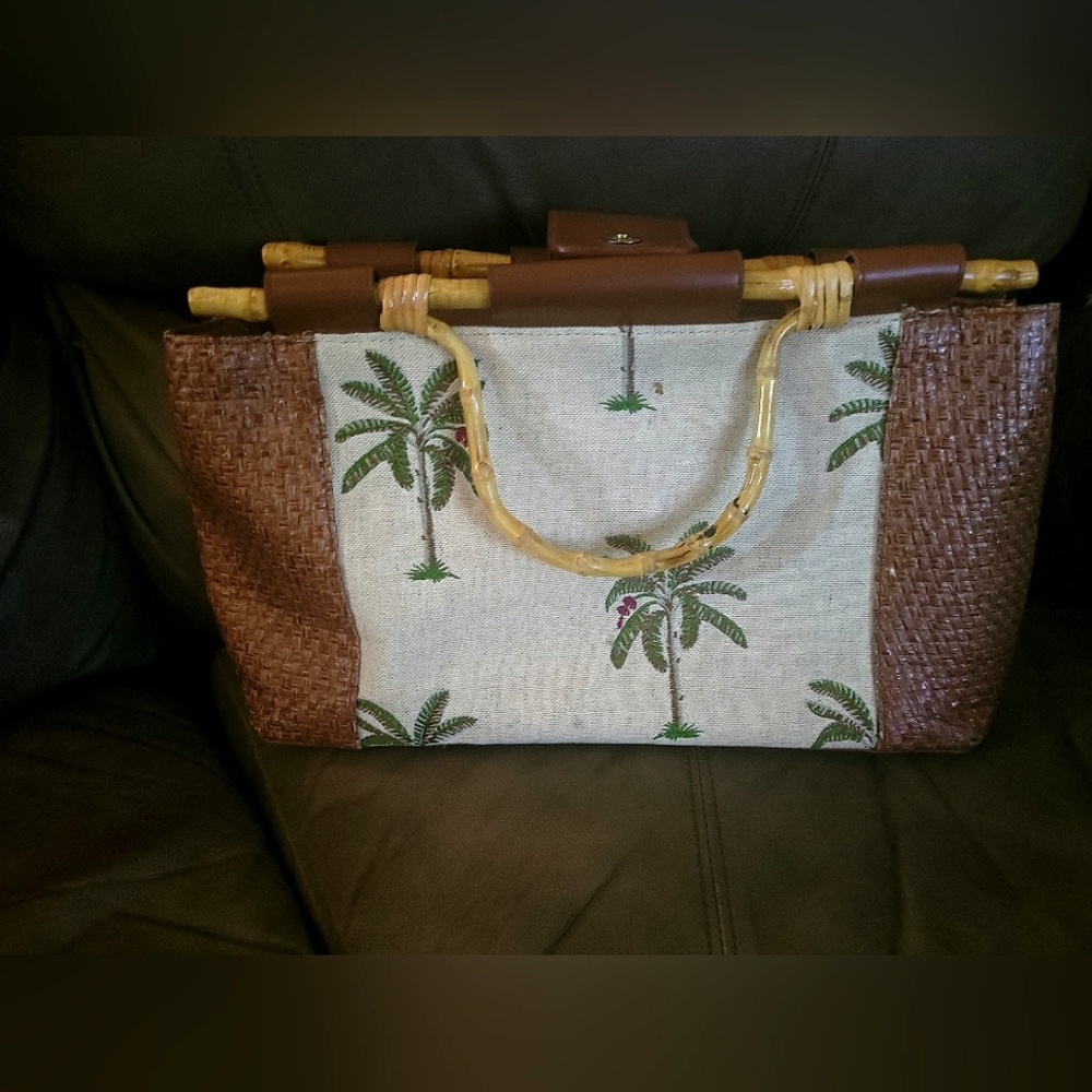 Handbag
